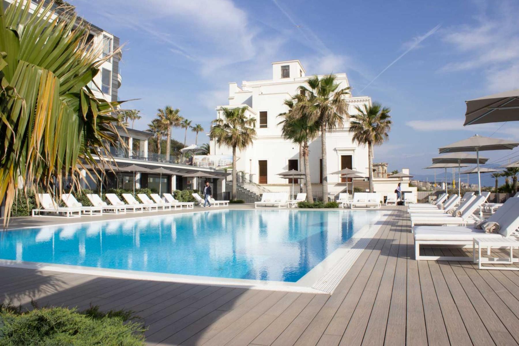 Hotel & Resort Tre Fontane Luxury Portici Esterno foto