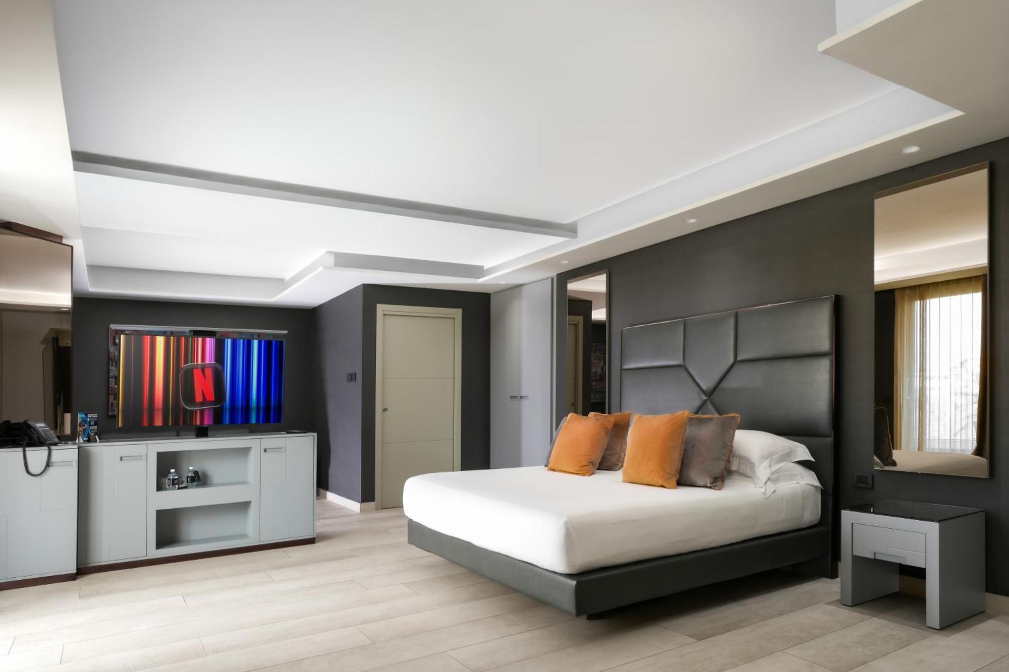 Hotel & Resort Tre Fontane Luxury Portici Esterno foto