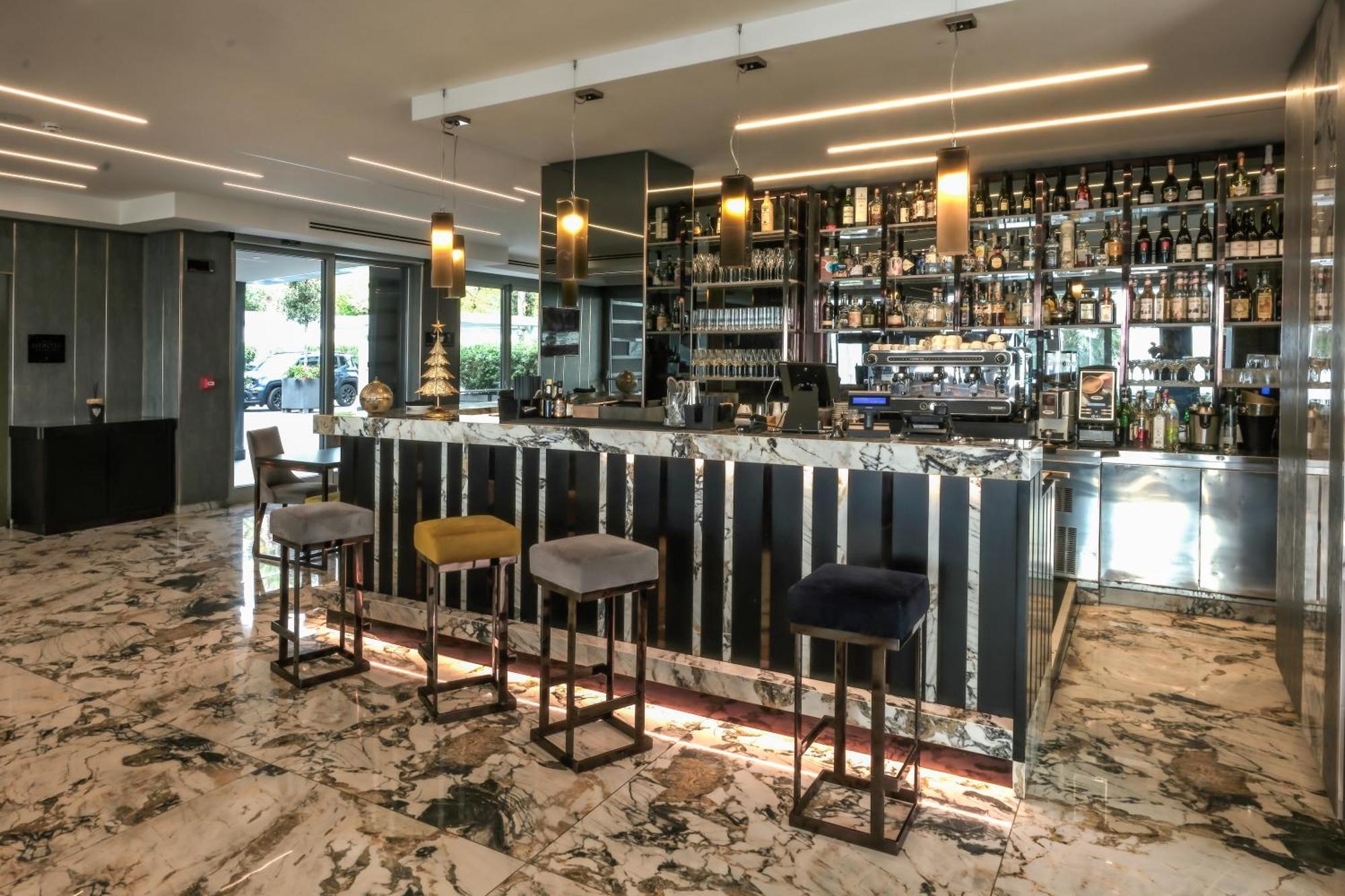 Hotel & Resort Tre Fontane Luxury Portici Esterno foto