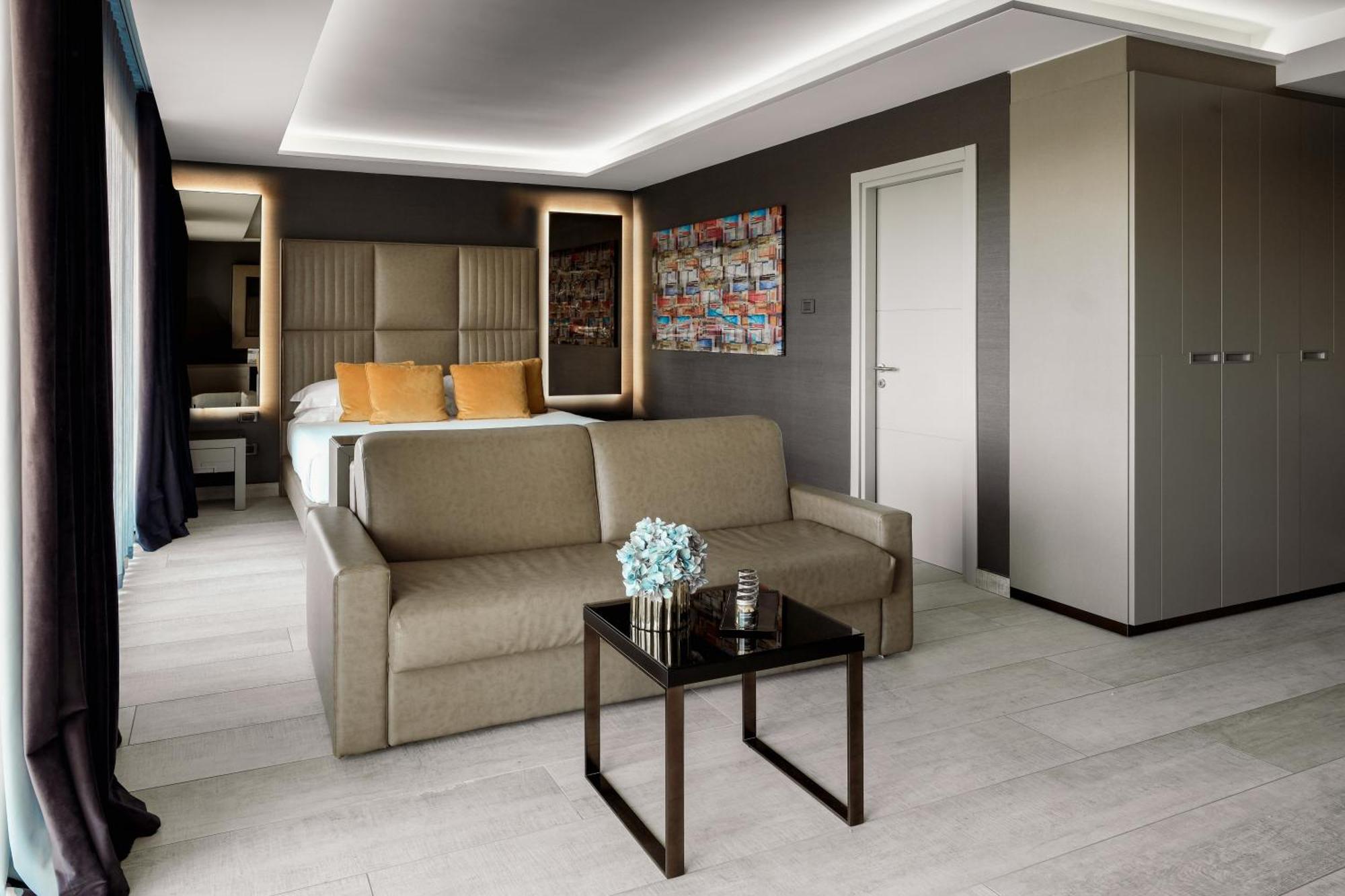 Hotel & Resort Tre Fontane Luxury Portici Esterno foto
